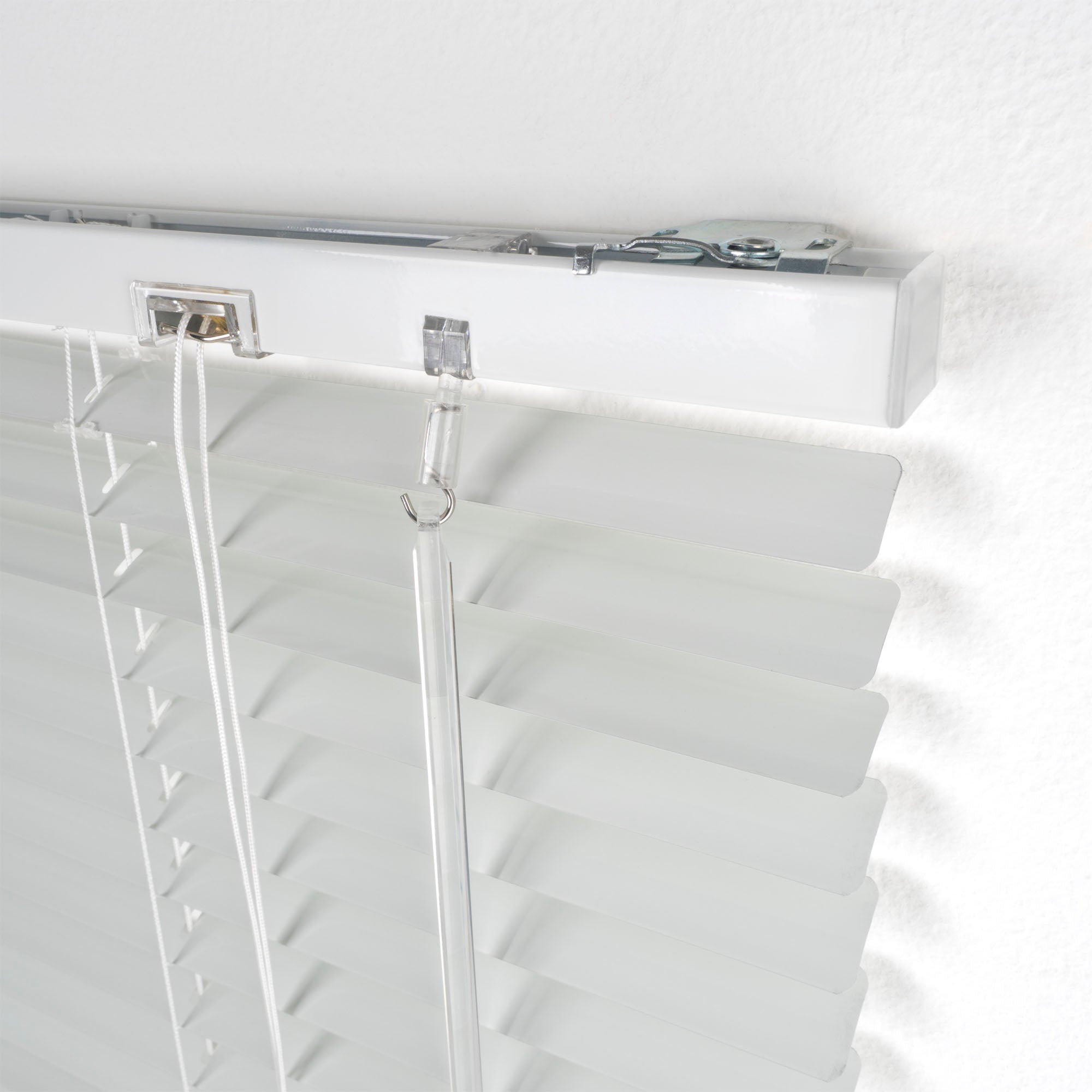 GARDINIA Aluminium-Jalousie mit 25mm Lamellen für Wand- und Deckenmontage verschiedene Farben und Größen