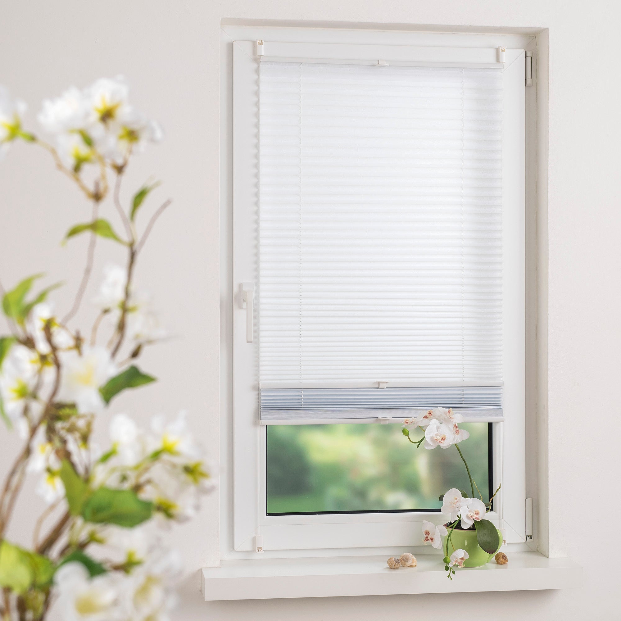 GARDINIA Easyfix Day and Night Plissee, Montage ohne Bohren mit Klemmträgern, Weiß, verschiedene Größen