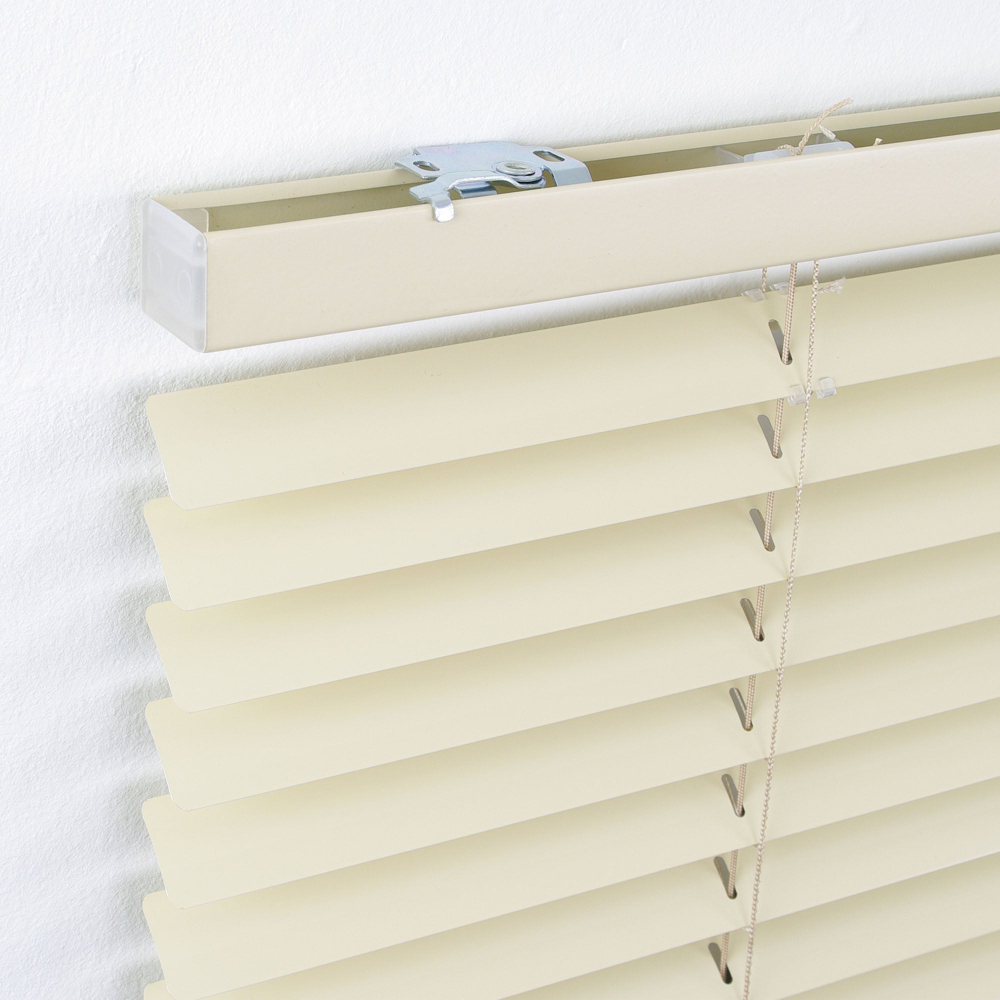 GARDINIA Aluminium-Jalousie mit 25mm Lamellen für Wand- und Deckenmontage verschiedene Farben und Größen